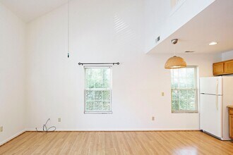 118 Greenwich Ct in Charlottesville, VA - Building Photo - Building Photo