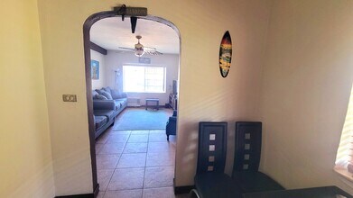 7400 Harding Ave in Miami, FL - Foto de edificio - Building Photo