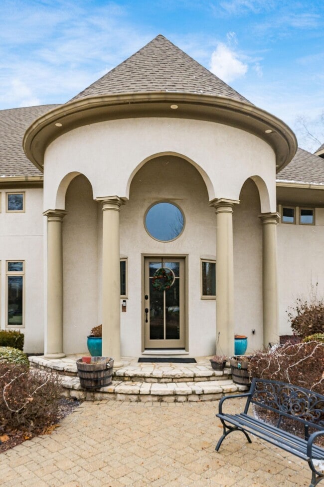 4602 Sandwich Ct in Dublin, OH - Building Photo - Building Photo