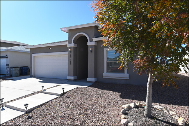 12149 Mesquite Thorn Dr in El Paso, TX - Foto de edificio - Building Photo