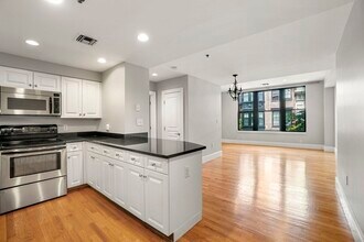 1387 Washington St in Boston, MA - Building Photo - Building Photo