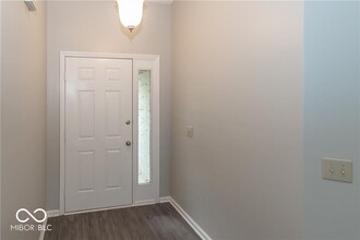 7974 Sunblest Blvd in Fishers, IN - Building Photo - Building Photo
