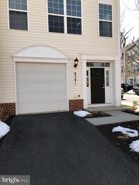 8341 Broderick Cir in Gaithersburg, MD - Building Photo - Building Photo