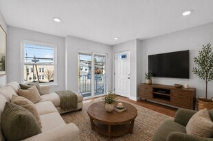40 E 5th St in Bayonne, NJ - Building Photo