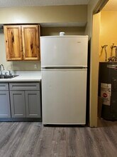 948 E Monterey Ct, Unit A in Terrytown, LA - Building Photo - Building Photo