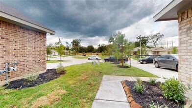 1206 Silver Fir Ct in Conroe, TX - Building Photo - Building Photo
