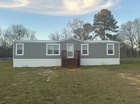 118 Little Farm Ln in Kathleen, GA - Building Photo