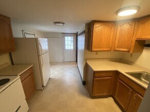 17 Fern St in Waltham, MA - Building Photo - Building Photo