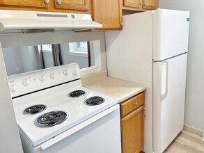 124 Court St, Unit 303 in New Haven, CT - Building Photo - Building Photo
