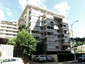 411 Kaiolu St in Honolulu, HI - Building Photo - Building Photo