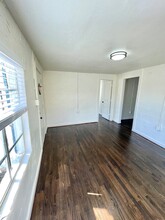 1717 Gallagher St in Dallas, TX - Building Photo - Building Photo