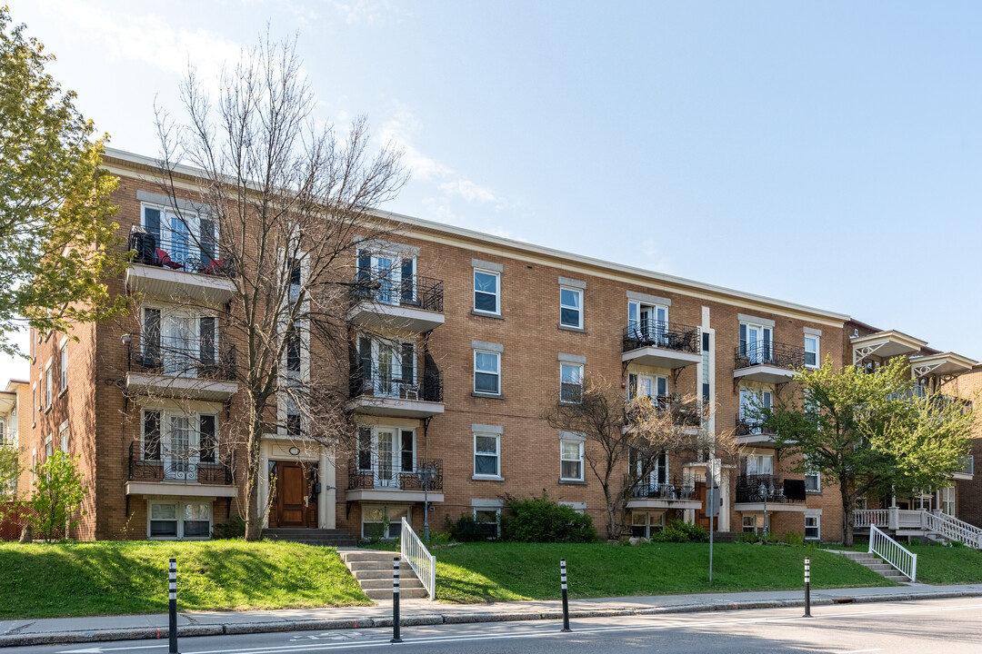 465-475 Ste-Foy Ch in Québec, QC - Building Photo