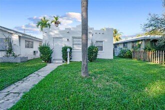 1505 Monroe St in Hollywood, FL - Building Photo - Building Photo