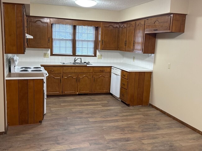 1117 E Rosebrier St in Springfield, MO - Building Photo - Building Photo