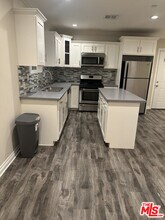 2702 W Bellevue Ave in Los Angeles, CA - Building Photo - Building Photo