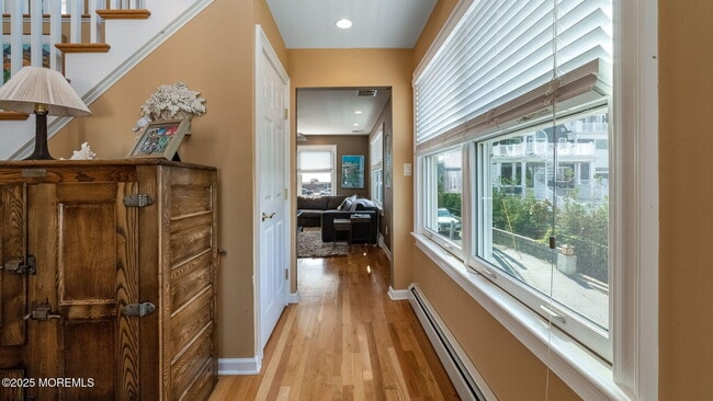 406 Ocean Ave in Sea Bright, NJ - Building Photo - Building Photo