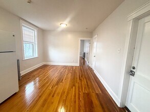 2 Webster St, Unit 24 in Malden, MA - Building Photo - Building Photo