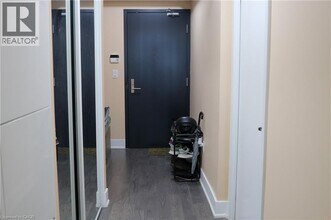 955 Bay St. in Toronto, ON - Building Photo - Building Photo