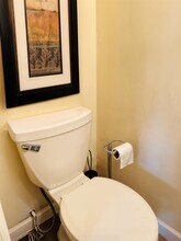 104 Sandpiper Ky in Secaucus, NJ - Building Photo - Building Photo