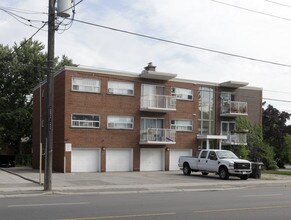 428 Lawrence Ave in Toronto, ON - Building Photo - Building Photo