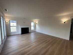 417 Montgomery St in Santa Barbara, CA - Building Photo - Building Photo