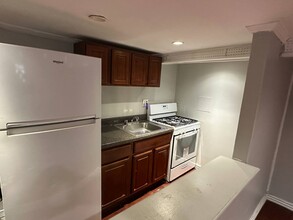 10206 Avenue J-Unit -0 in Brooklyn, NY - Building Photo - Building Photo