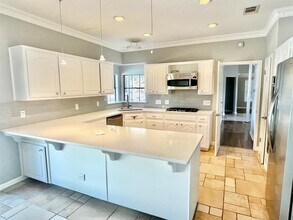 6208 Lost Horizon Dr in Austin, TX - Building Photo - Building Photo