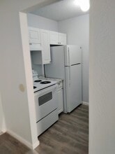 8127 Stonehurst St, Unit 1 in Dallas, TX - Building Photo - Building Photo