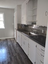 923 N Pershing St in Wichita, KS - Building Photo - Building Photo