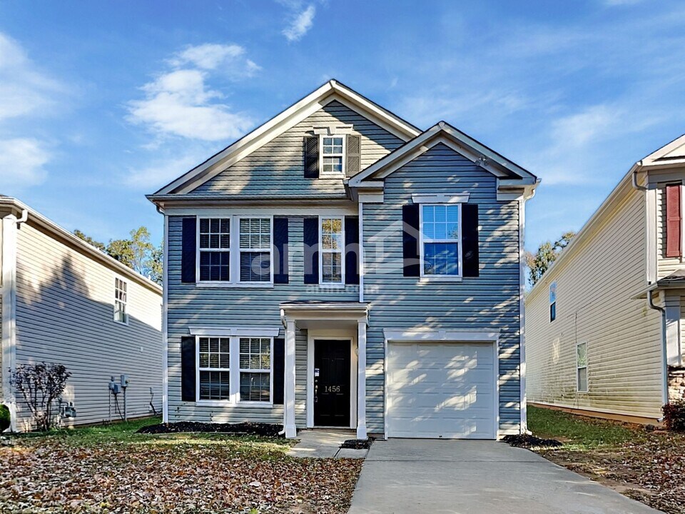 1456 Prairie Valley Dr in Charlotte, NC - Foto de edificio