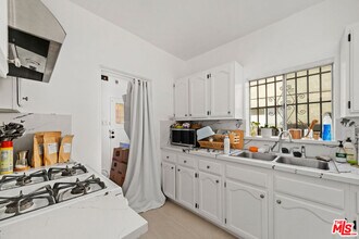 8544 Saturn St in Los Angeles, CA - Building Photo - Building Photo