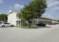 Wellington Manor Apartments in Miami, FL - Foto de edificio - Building Photo