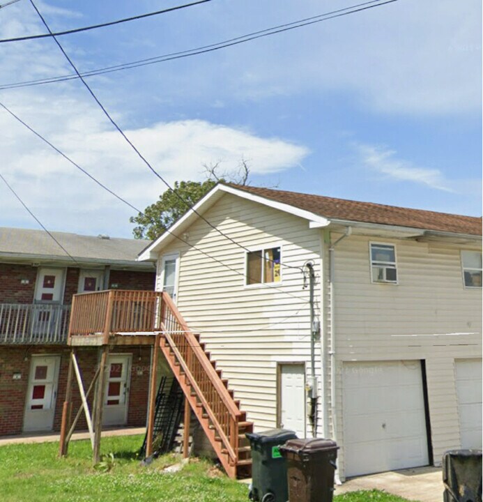 3600 Falling Springs Rd in Sauget, IL - Building Photo