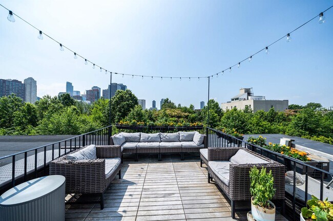 property at 208 6th St