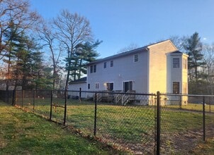 30 Mary Ann Way in Taunton, MA - Building Photo - Building Photo