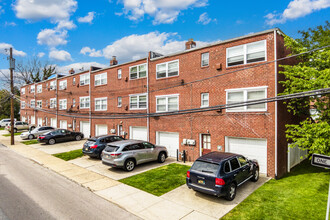 Wyndmoor Arms in Wyndmoor, PA - Foto de edificio - Building Photo