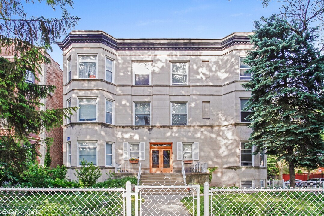 4137 N Greenview Ave in Chicago, IL - Building Photo