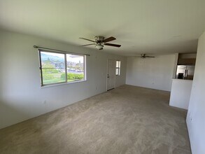 50 Kihalani St in Kihei, HI - Foto de edificio - Building Photo