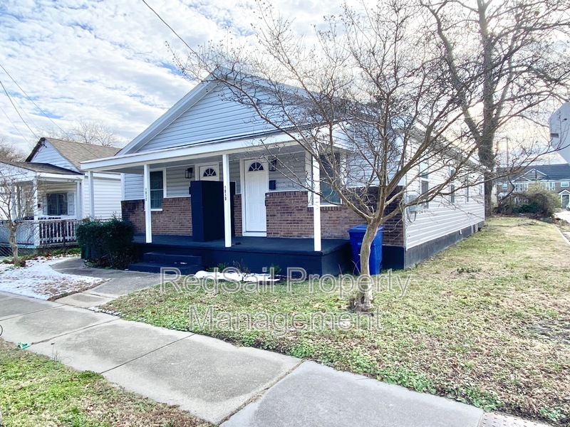 1010 36th St in Newport News, VA - Building Photo