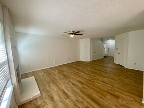 8607 Cretys Cove in Austin, TX - Building Photo - Building Photo