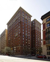 915 West End Ave in New York, NY - Building Photo