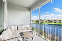 4607 Arboretum Cir in Naples, FL - Foto de edificio - Building Photo