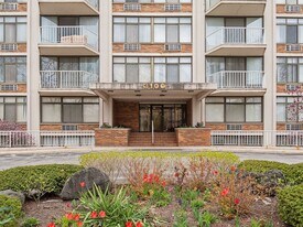 3100 S King Dr, Unit 104 in Chicago, IL - Building Photo