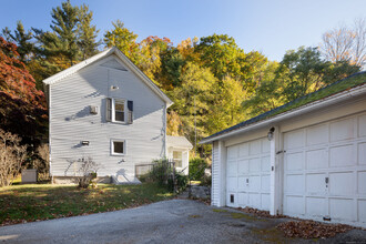 181 Greenwoods Rd W in Norfolk, CT - Building Photo - Building Photo