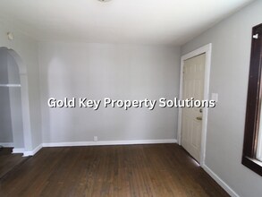 1430 Pearl St-Unit -1430 in Anderson, IN - Building Photo - Building Photo