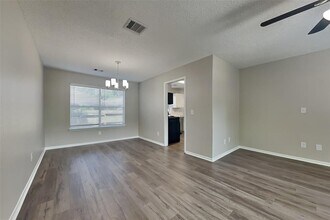 5 Regency Ct in Conroe, TX - Building Photo - Building Photo