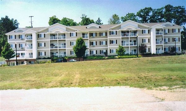 Harbour Pointe in Montague, MI - Building Photo