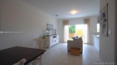 388 NW 12th Pl in Florida City, FL - Building Photo - Building Photo