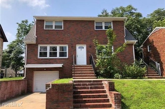 14 Suydam St in New Brunswick, NJ - Foto de edificio - Building Photo