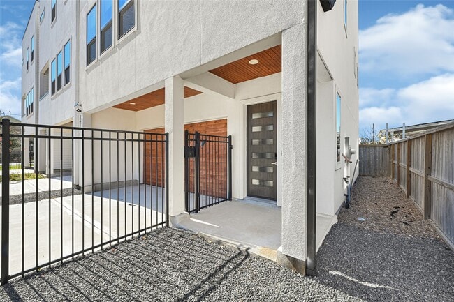 property at 1611 Parker St